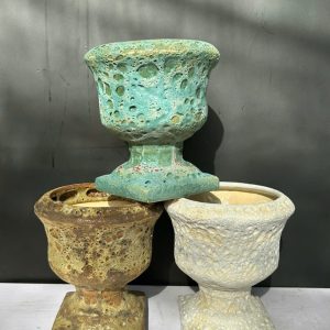 Chậu cúp men sôi nhỏ ( miệng 20cm x 19cm ) trồng cây cảnh, xương rồng , sen đá,…